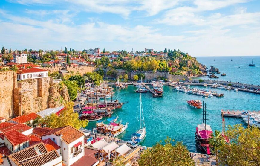 رحلة سياحية في أنطاليا واسطنبول