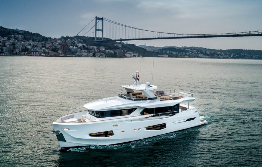 Private Yacht on Bosphorus Cruise Tour